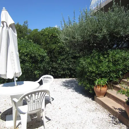 Belle Vue 3* Le Lavandou